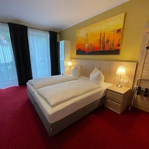 Hotel Palm Premium &, Dusseldorf