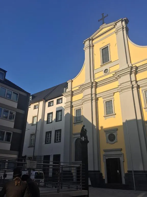 Barcelona Bed & Breakfast Hotel Duesseldorf