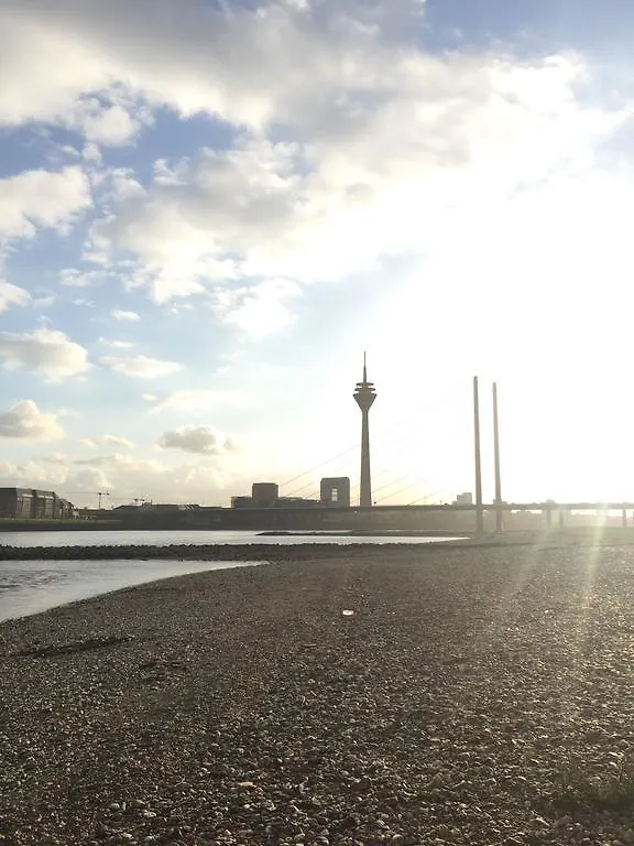 Barcelona Bed & Breakfast Hotel Duesseldorf