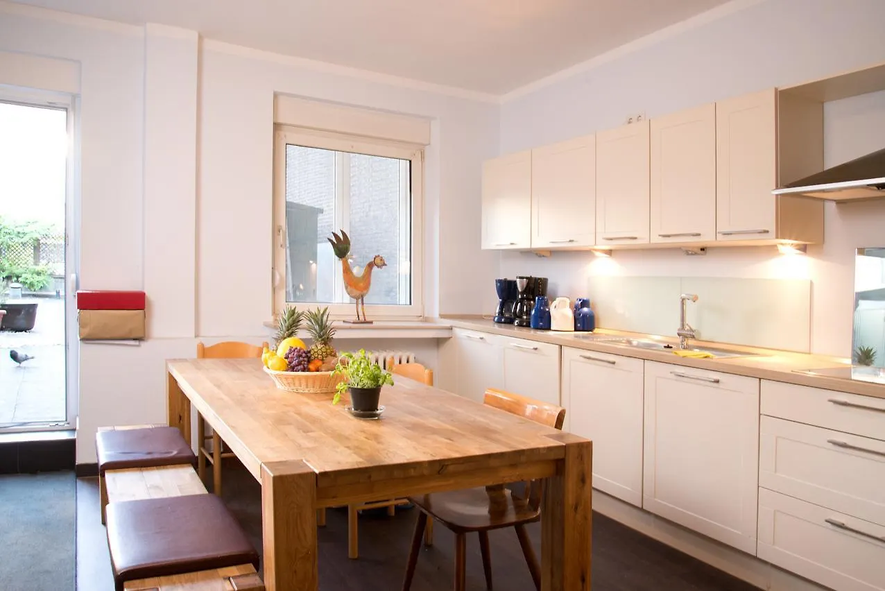 Barcelona Bed & Breakfast Hotel Duesseldorf Germany